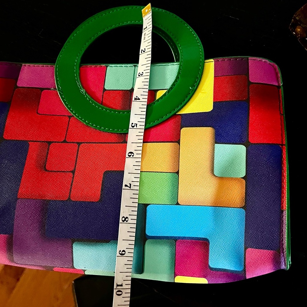 NWT Colorful Geometric Print Top Handle Circle Handle Detachable Strap Bag - Picture 7 of 8